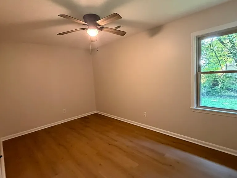 166 Kimberly Ct — Photo 23
