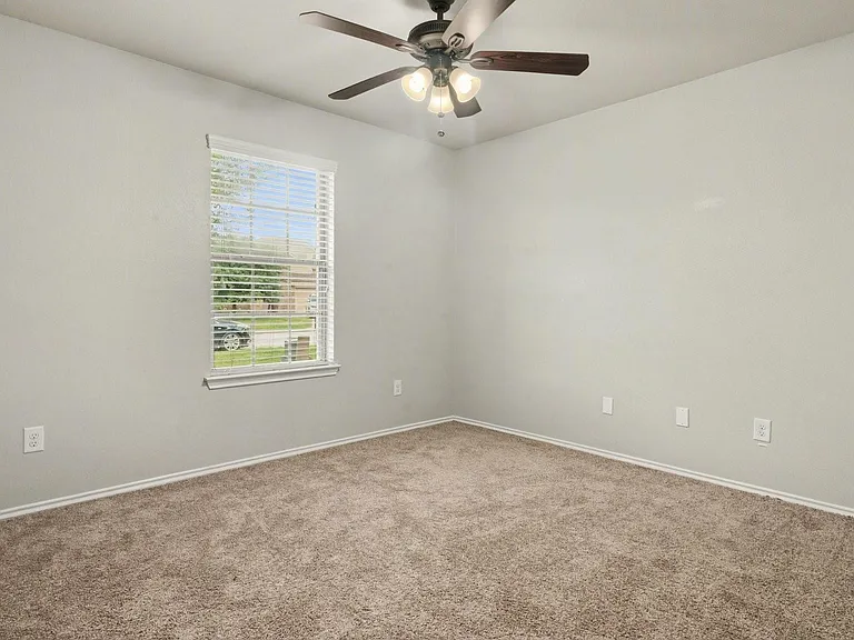 21622 Messara Ct — Photo 21