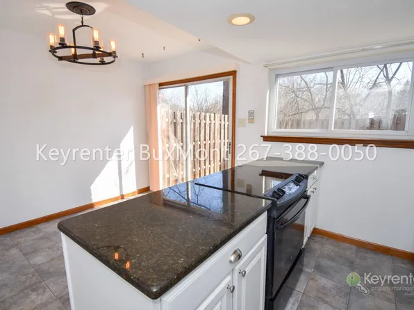 116 Ardwick Ter #2J, Lansdale, PA 19446