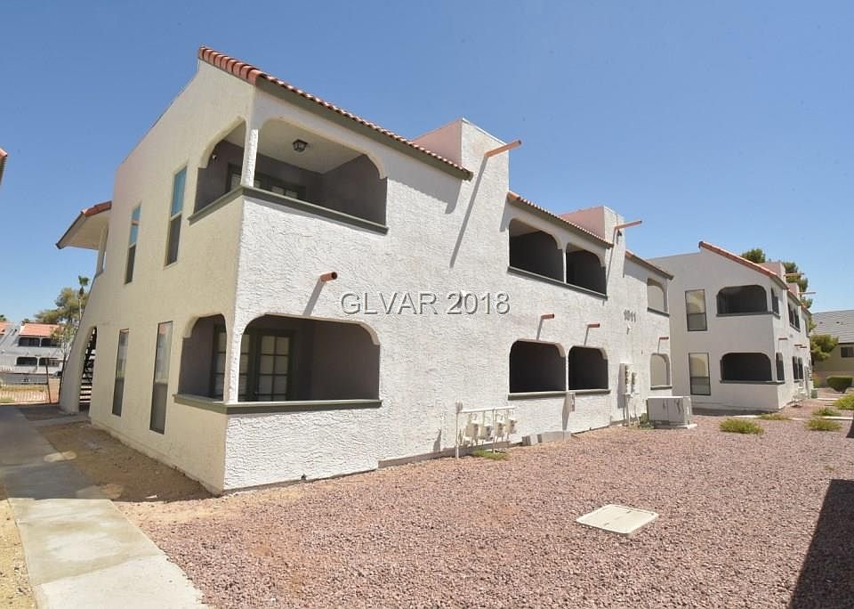 1st image of 1811 Bluegill Way Unit B