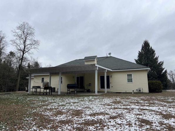 541 East Flint Street, Lyndon Station, WI 53944