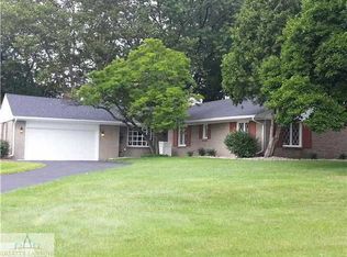 4205 Mar Moor Dr, Lansing, MI 48917