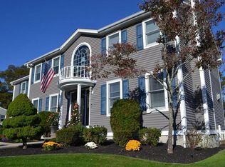 12 George St, Westport, MA 02790