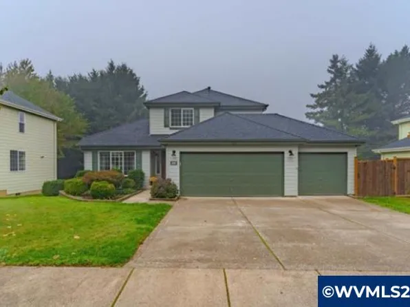 348 S 30th St, Philomath, OR 97370