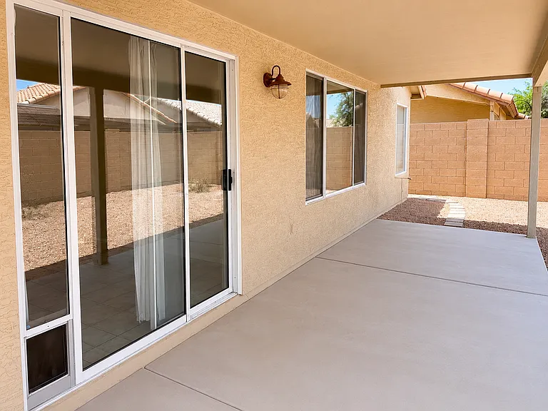 832 W Silver Creek Rd — Photo 16