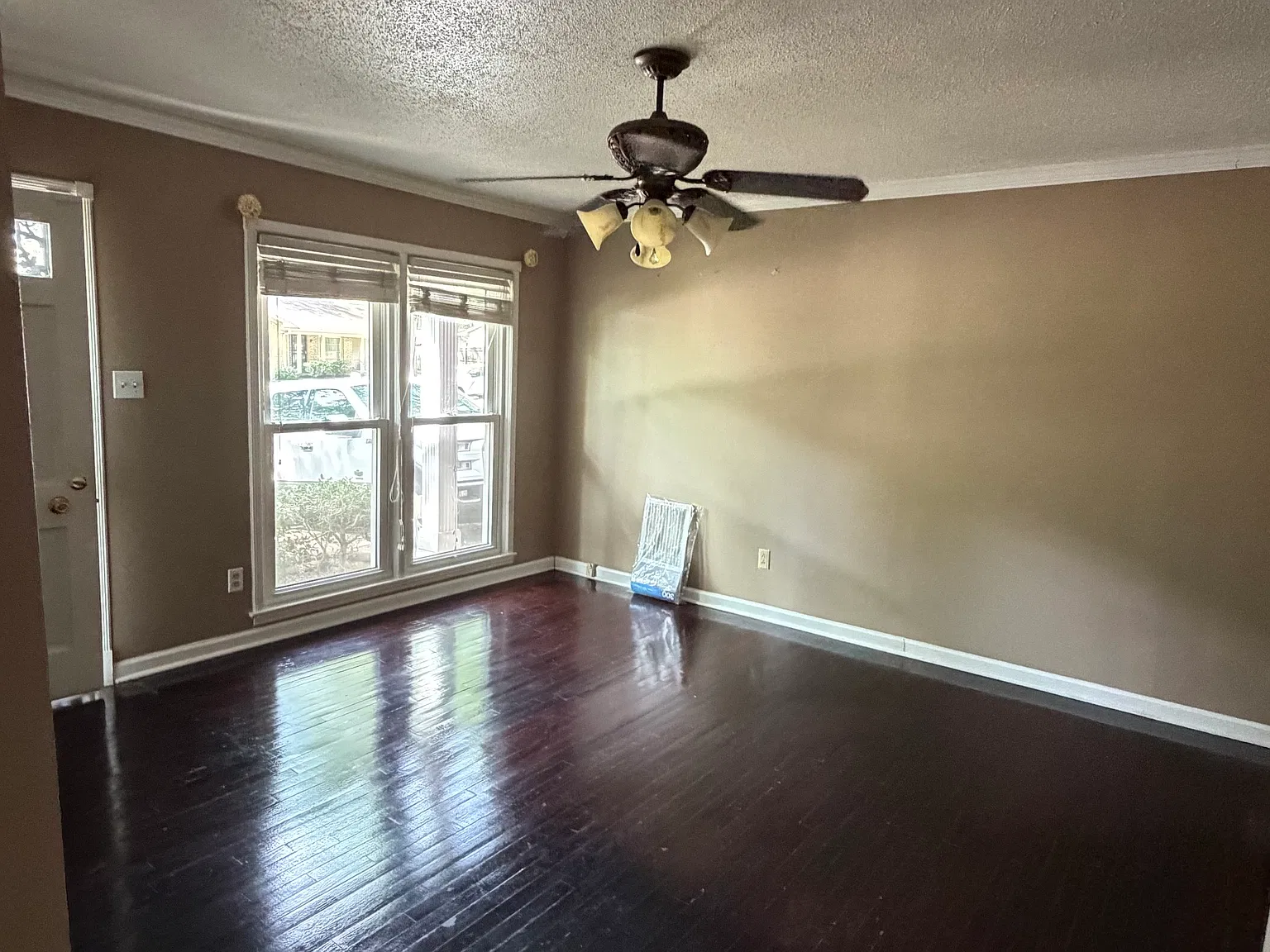 3 bed, 1691 sqft, $1,825 — Photo 3