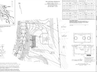 10-42 E Meadow Ln, Middleton, MA 01949