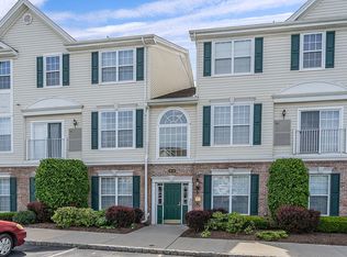 268 Windmill Ct, Phillipsburg, NJ 08865