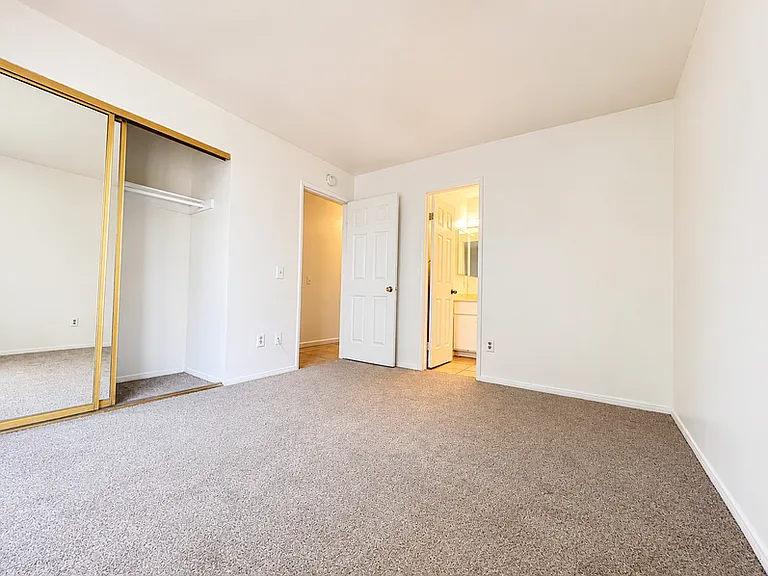 1749 Reed Ave #B — Photo 12