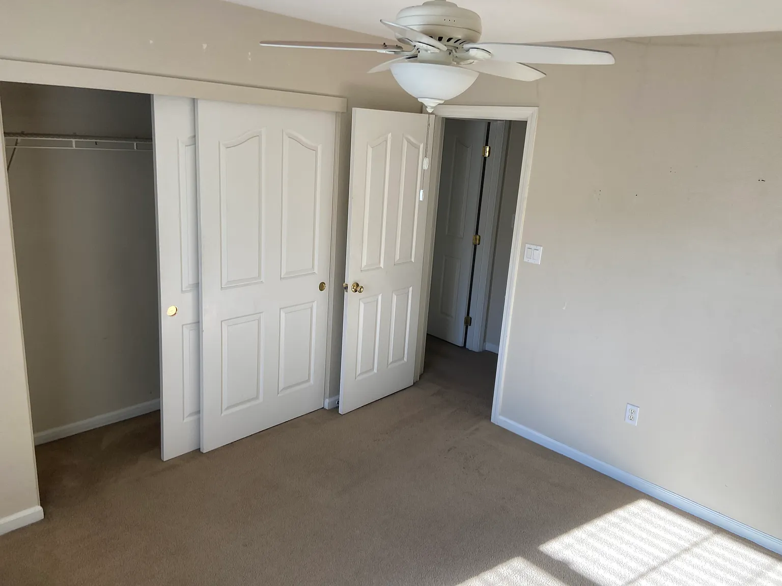 2303 Esplanade Cir — Photo 1