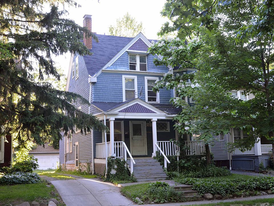 1st image of 2292 Grandview Ave