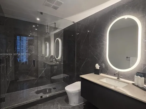 20 NW 11th St #2208, Miami, FL 33136