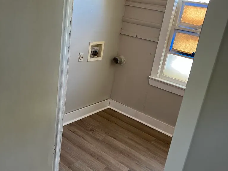 2702 Holt Ln — Photo 13