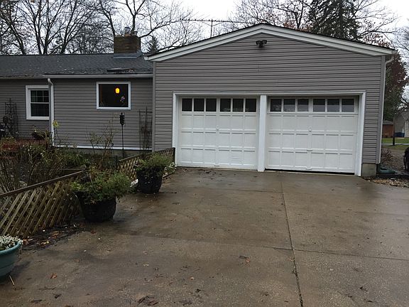 2nd image of 3763 Valley Dr