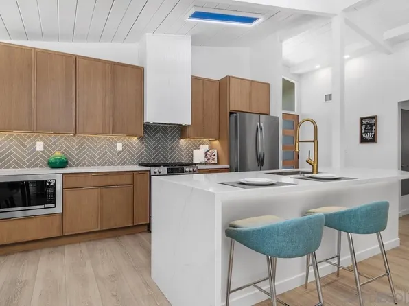 5556 Baja Dr, San Diego, CA 92115