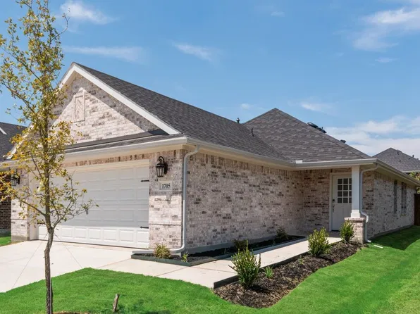 1705 Sandy Pond St, Forney, TX 75126