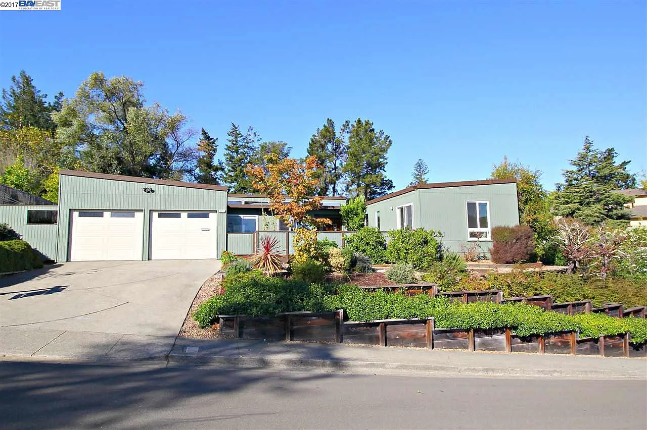4721 Mira Vista Dr photo 1