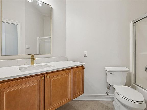 5th image of 609 Queen Of Peace Pkwy