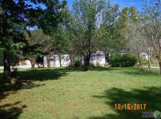 11239 Hummingbird Rd, Denham Springs, LA 70726