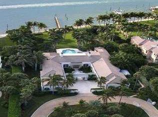 524 S Beach Rd, Hobe Sound, FL 33455