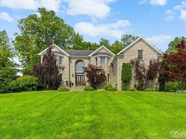 20 Santa Fe Ave, Old Bridge, NJ 08857