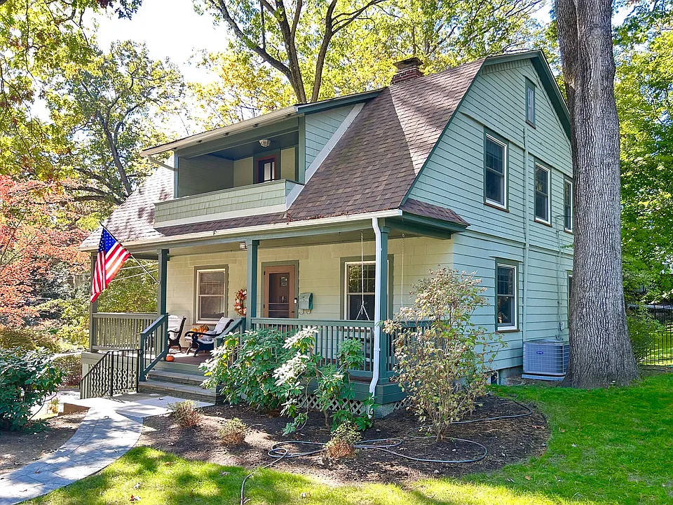 27 Cedars Rd