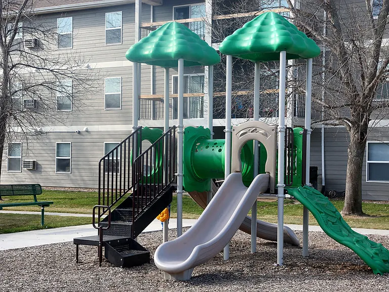 Ridgeview Apartments — Photo 8