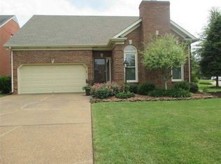 1001 Saint Andrews Cir, Bowling Green, KY