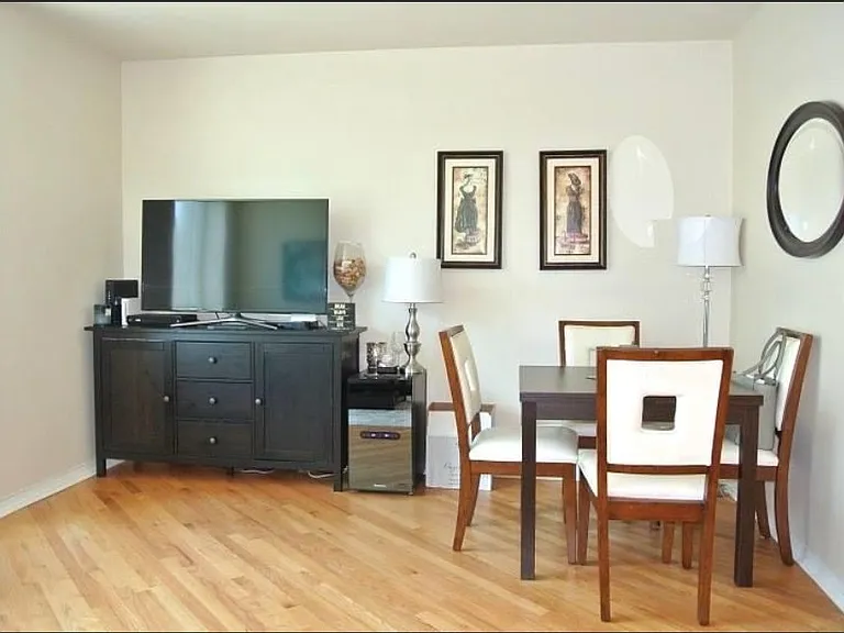 33 W Ontario St #26C — Photo 10