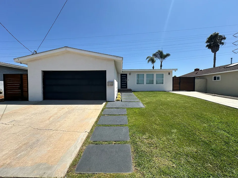 3211 Via Arcilla