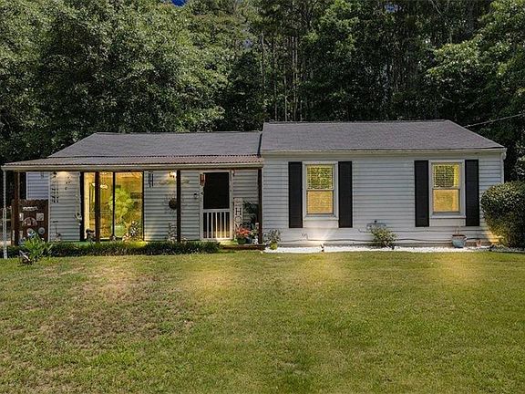 2nd image of 3184 Newcastle Way