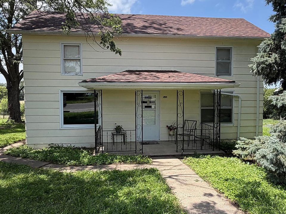 1st image of 522 N Main St