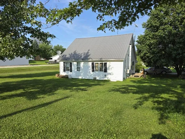 406 W Smallwood St, Edina, MO 63537