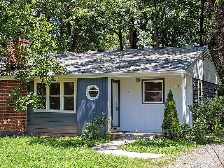 140 W Park Dr — Photo 14