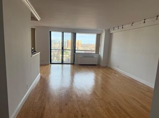 200 Old Palisade Rd APT 7J, Fort Lee, NJ 07024