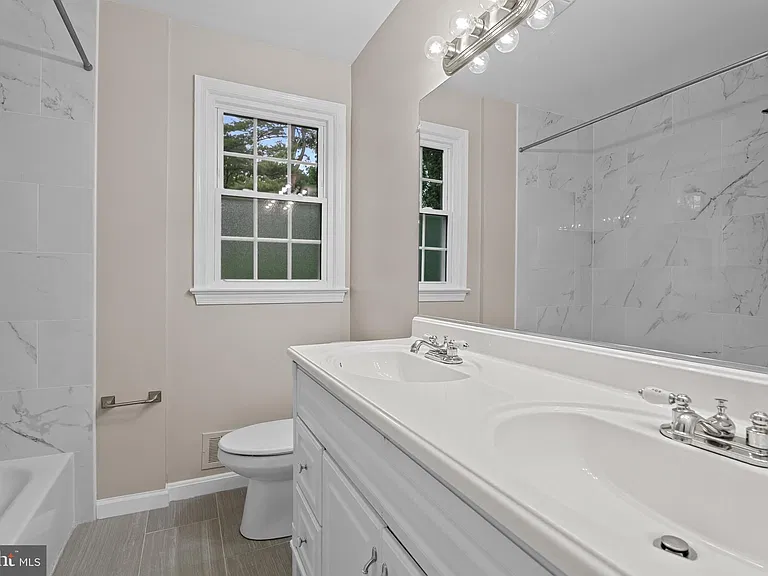 16632 S Westland Dr — Photo 25