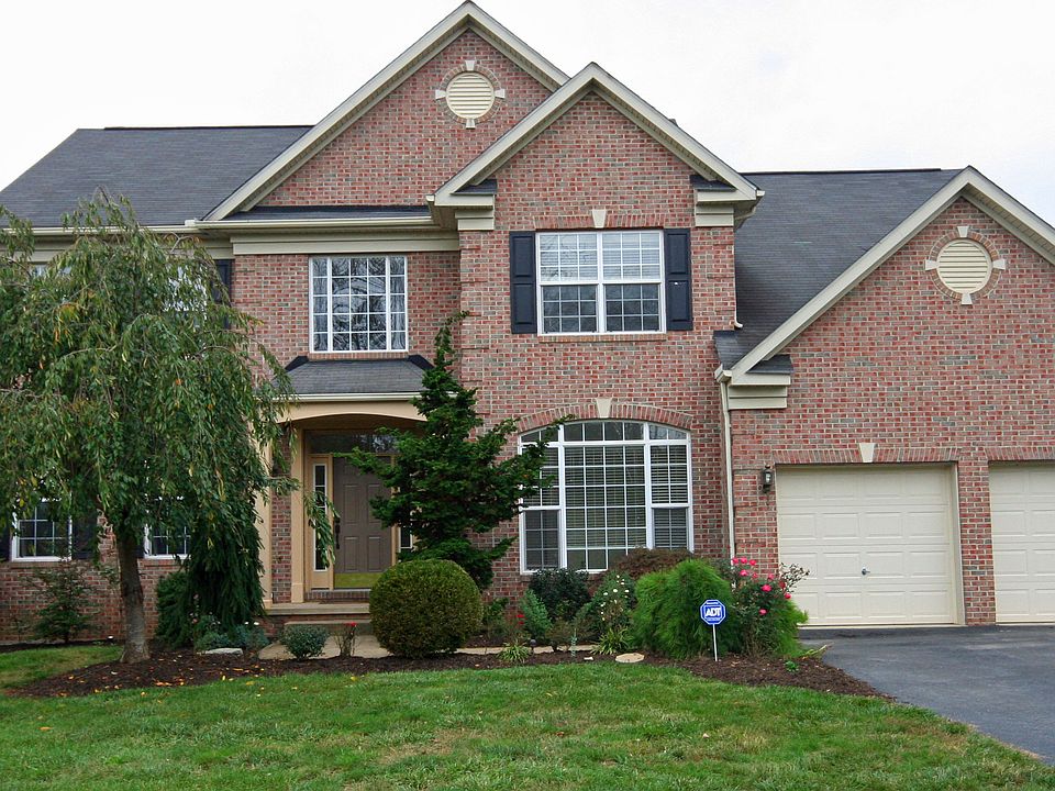 Stunning Colonial