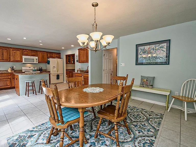 134 Chapel Harbor Dr — Photo 14