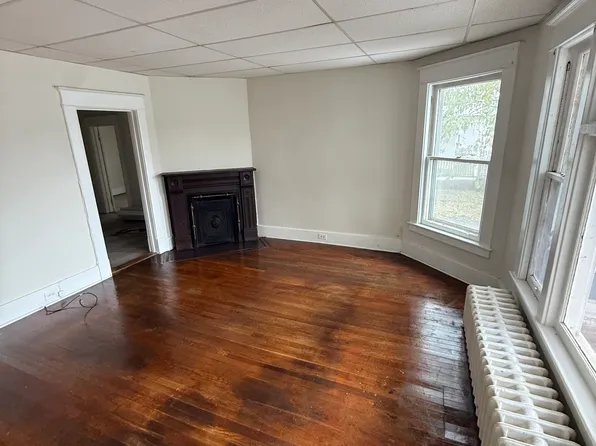 10 Chester St APT 1, Glens Falls, NY 12801