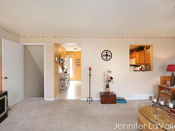 5th image of 4030 Woodrush Ln NW #0