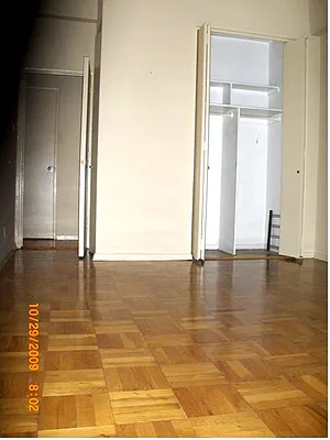 Rented by Bank Neary | media 72