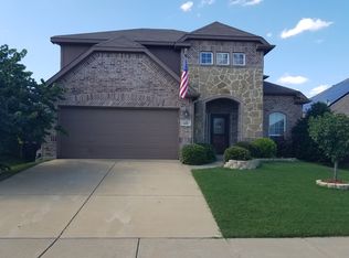 416 Crescent Creek Ln, Fort Worth, TX 76140