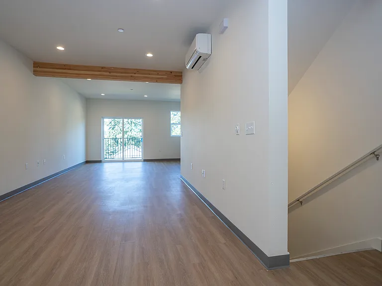 4873 S 48th St #D-2 — Photo 16