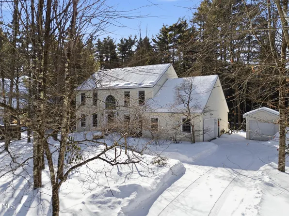 7 Bluebird Court, Saratoga Springs, NY 12866