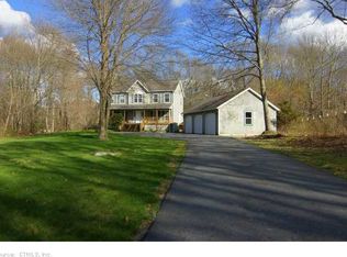 14 Forsyth Rd, Oakdale, CT 06370