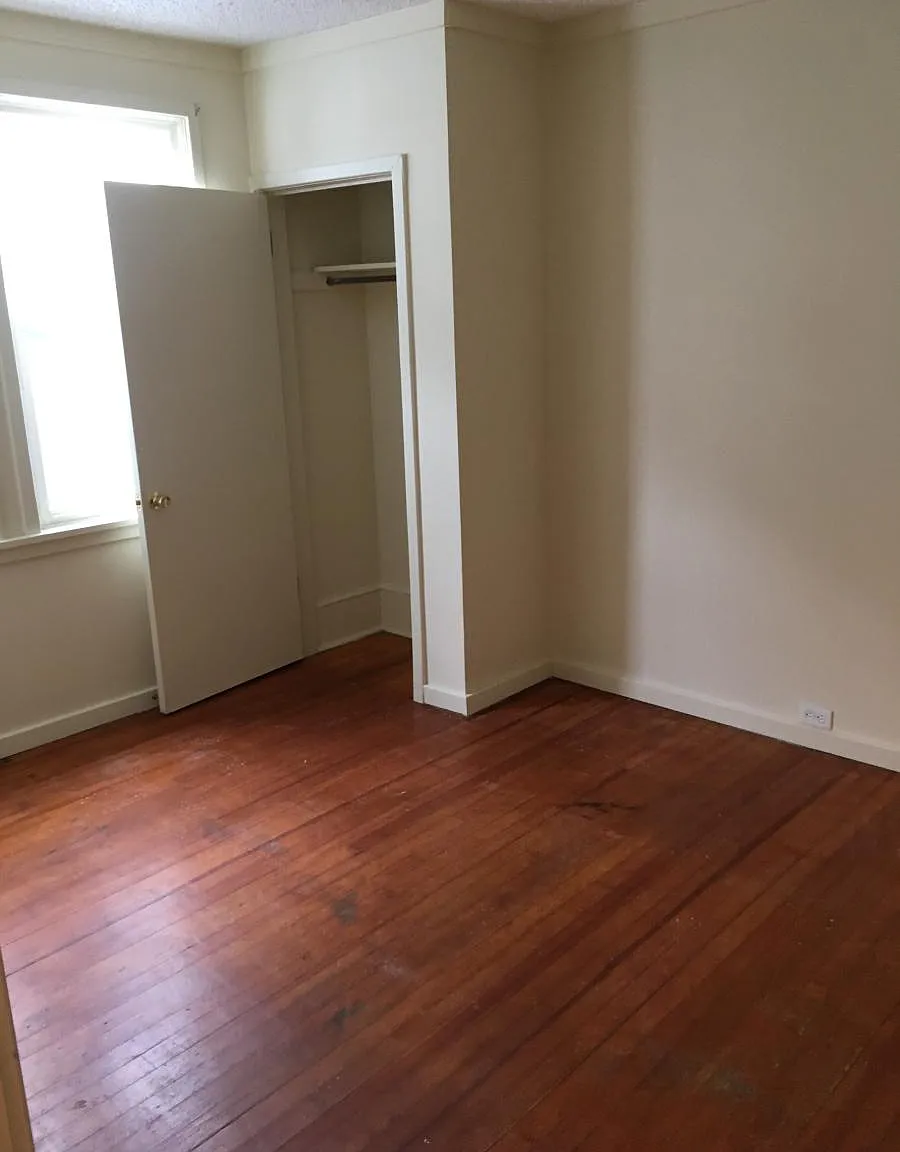 6515 Ventnor Avenue — Photo 2