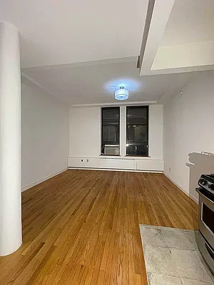 Rented by Voro NYC | media 30
