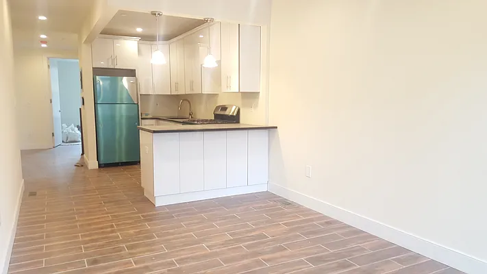 Rented by EXR | media 23