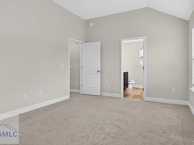 1026 Grayson Ave — Photo 26