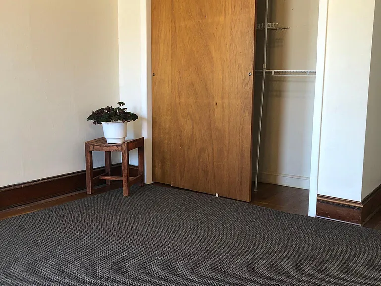 101 Hospital Pl #1 — Photo 11